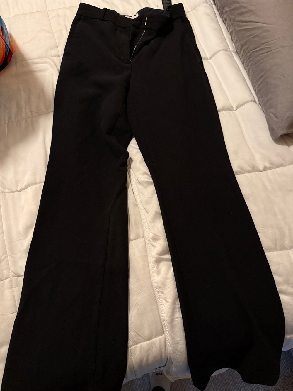Aritzia Babaton Black Pants size 6